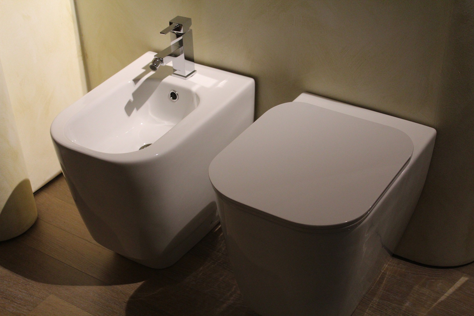 toilet repair and installation